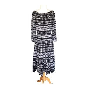 LoveStitch NWT Vici Women’s Kaleidoscope Adjustable Midi Dress Small Black Taupe